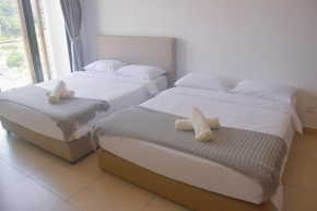 Frienz Houz @ Midhill Genting (7pax) Free WiFi